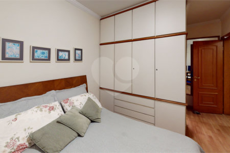 Apartamento à venda com 4 quartos, sendo 2 suítes, em Campo Belo, São Paulo, SP