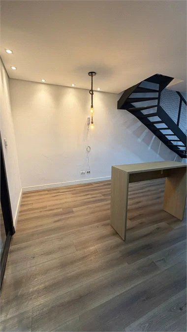 Casa à venda com 2 suítes no condomínio Gran Loft, Cotia - SP