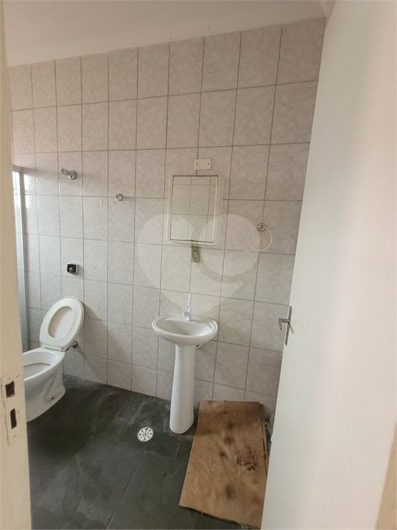 Casa à venda com 3 quartos, sendo 1 suíte, em Vila Vitório Mazzei, São Paulo, SP