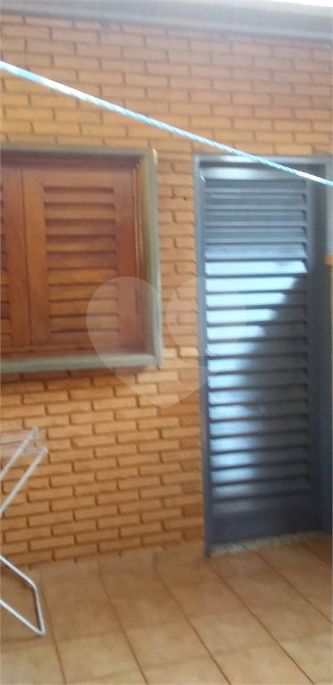 Casa à venda com 3 quartos, sendo 1 suíte, em Jardim Zavanella, Araraquara, SP
