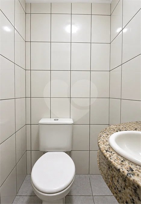 Cobertura duplex no Centro de São Bernardo do Campo, com 3 suítes, hidromassagem, mini spa, área gourmet e 2 vagas de garagem. Aceita permuta por apartamento de menor valor.