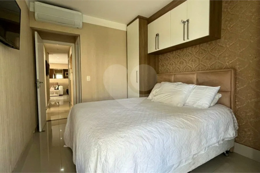 Apartamento à venda com 3 quartos, sendo 2 suítes,  em Riviera de São Lourenço, Bertioga, SP