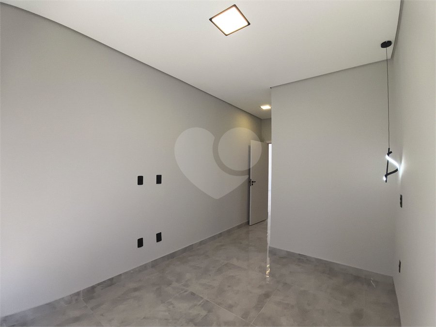 Casa à venda com 3 quartos, sendo 1 suíte,  no condomínio Horto Florestal Villagio, Sorocaba - SP
