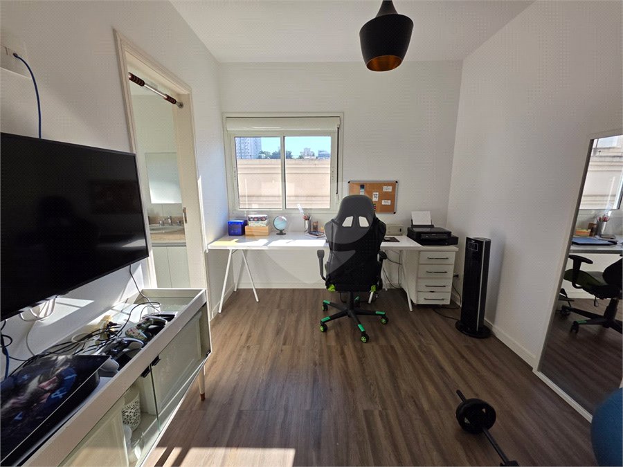 Apartamento à venda com 4 quartos, sendo 2 suítes, em Vila Paulicéia, São Paulo, SP