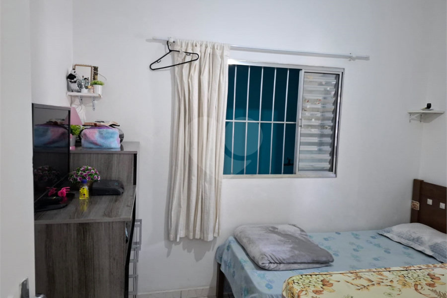 Sobrado à venda com 3 quartos, sendo 1 suíte, em Tremembé, São Paulo, SP