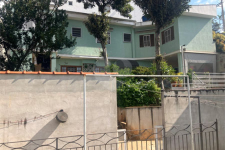 Sobrado à venda com 5 quartos, sendo 4 suítes,  em Vila Aurora (zona Norte), São Paulo, SP