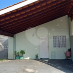 Casa à venda com 2 quartos no condomínio Amaryllis, Jundiaí - SP