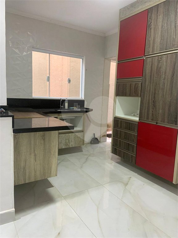 Casa em condomínio à venda com 2 quartos, sendo 1 suíte,  em Conjunto Bom Pastor, Mogi das Cruzes, SP