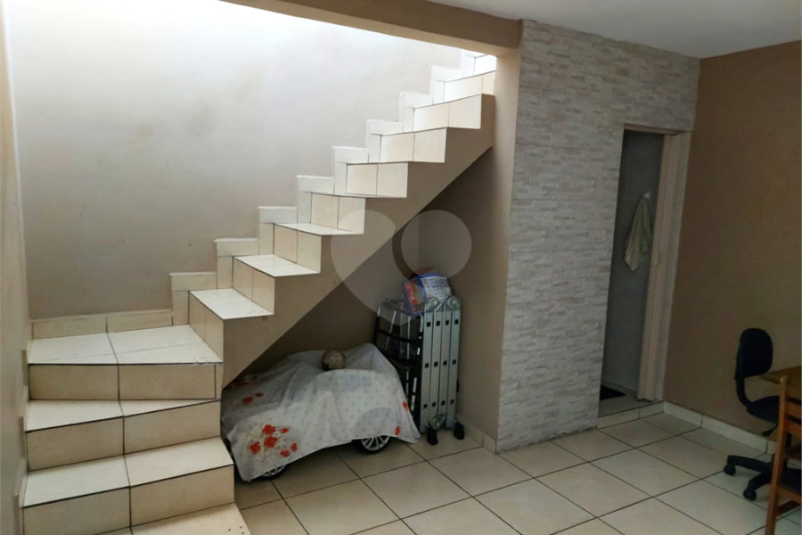 Casa à venda com 2 quartos, sendo 1 suíte, em Vila Medeiros, São Paulo, SP