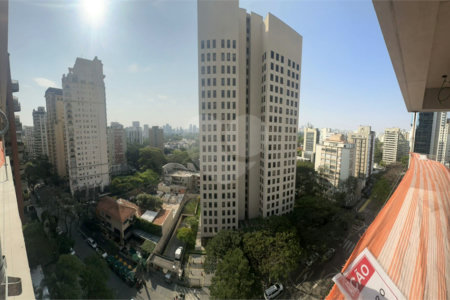 Apartamento à venda com 2 suítes em Jardim Europa, São Paulo, SP