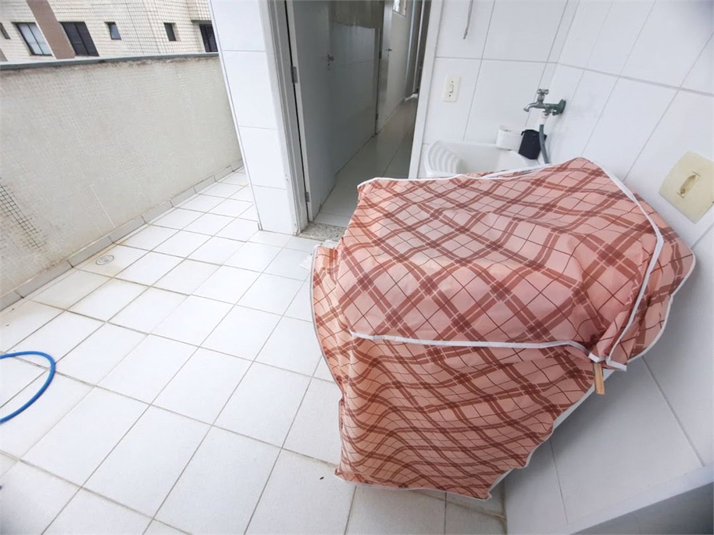Apartamento Residencial à venda, Jardim Praiano, Guarujá - AP1215.