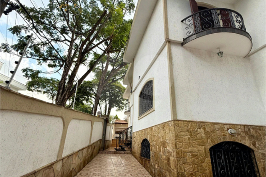 Sobrado à venda com 4 quartos, sendo 3 suítes, em Palmas do Tremembé, São Paulo, SP