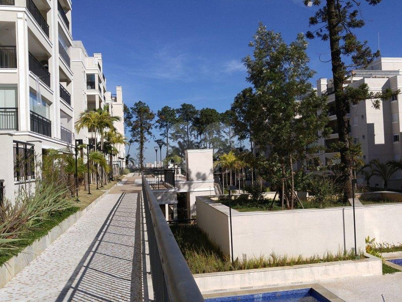 Apartamento à venda com 3 quartos, sendo 1 suíte, em Vila Irmãos Arnoni, São Paulo, SP