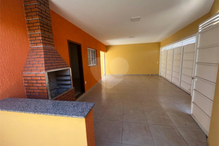 Casa à venda com 3 quartos, sendo 1 suíte, em Jardim Santa Inêz, Itapetininga, SP