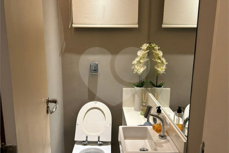 Apartamento à venda com 3 suítes em Vila Olímpia, São Paulo, SP