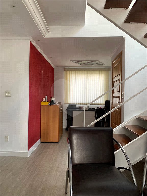 Casa à venda com 3 quartos, sendo 2 suítes,  no condomínio Residencial Jardins, São Bernardo do Campo - SP