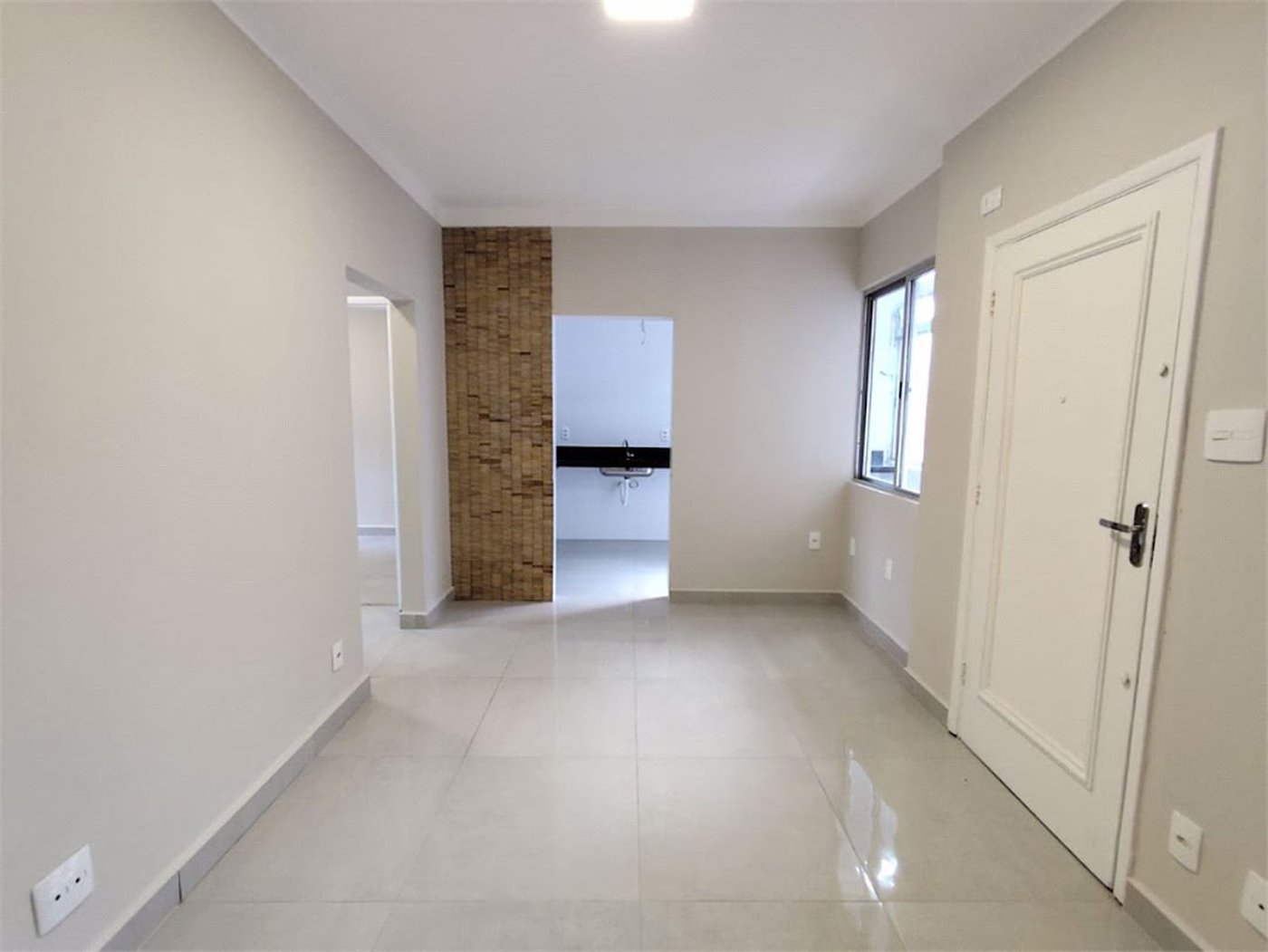 Apartamento com 2 dormitórios à venda, 65 m² por R$ 444.000,00 - Gonzaga - Santos/SP