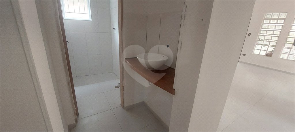 Sobrado à venda com 4 quartos, sendo 2 suítes, em Lavapés, Mairiporã, SP