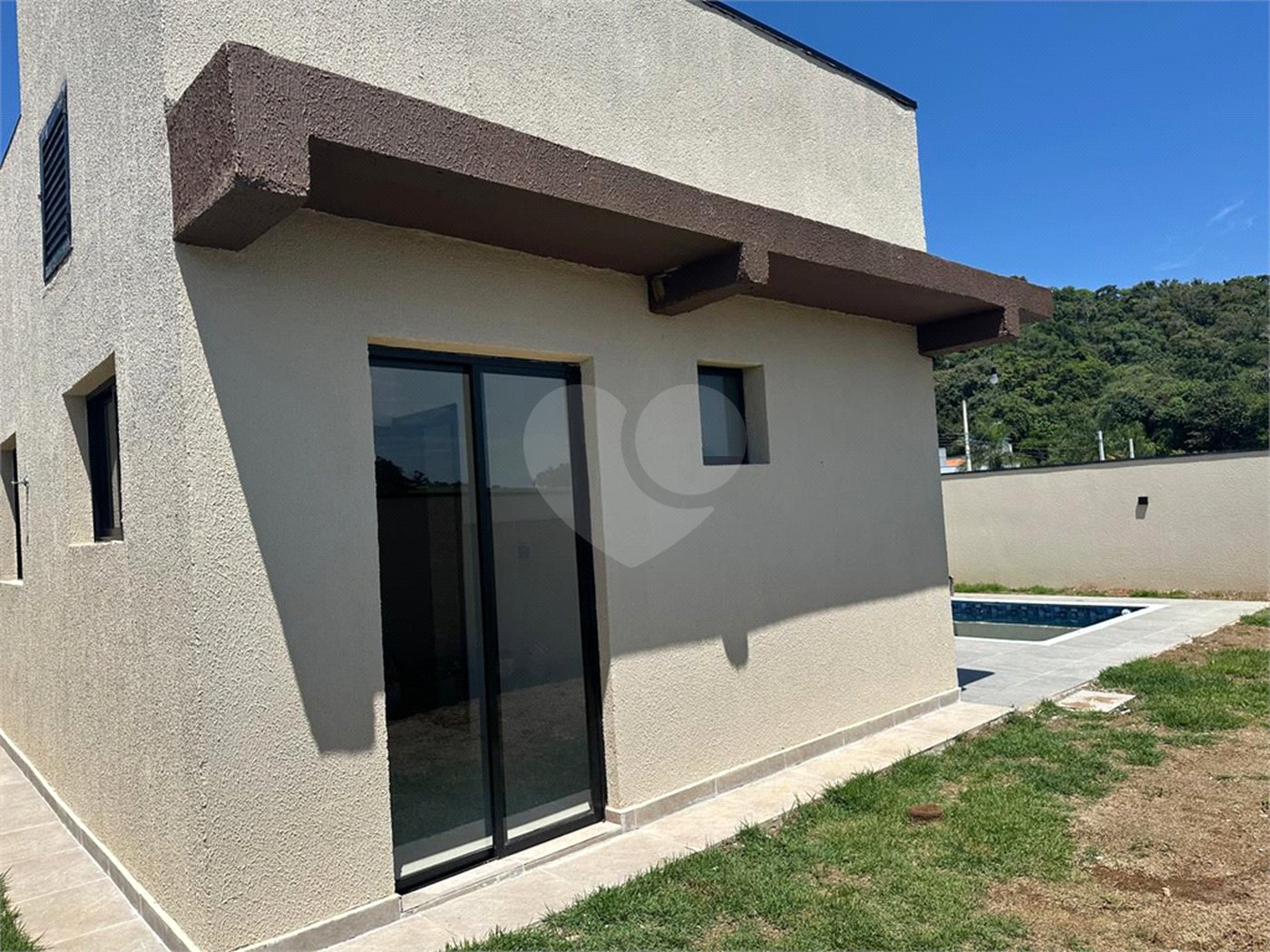 Casa à venda com 3 quartos, sendo 1 suíte, em Jardim Paraíso da Usina, Atibaia, SP