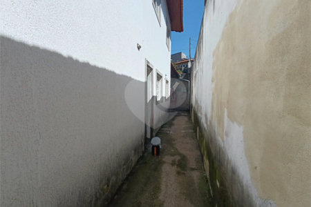 Sobrado à venda com 4 quartos em Jardim Esther, São Roque, SP