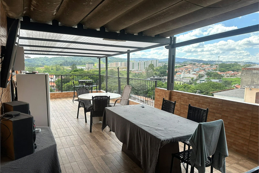 Sobrado com 4 Quartos à venda, 250m² - Jardim Líbano