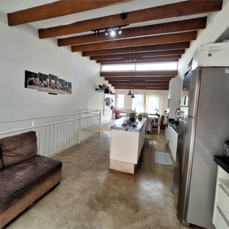 Casa à venda com 3 quartos, sendo 1 suíte, em Chora Menino, São Paulo, SP