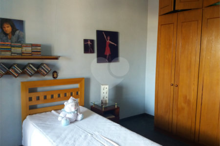 Sobrado à venda com 3 quartos, sendo 1 suíte, em Jardim Japão, São Paulo, SP