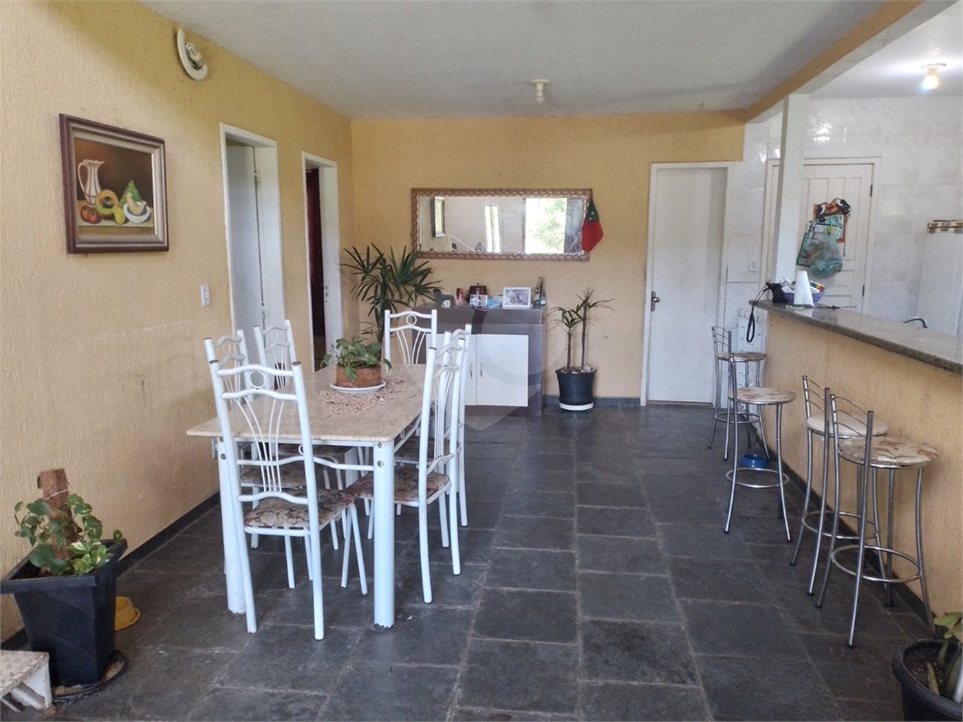Sítio à venda com 4 quartos, sendo 3 suítes, em Caxito, Maricá, RJ