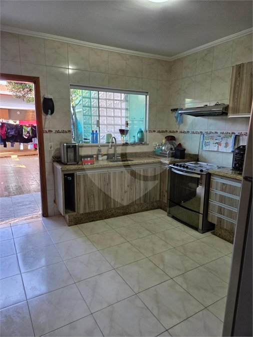Sobrado à venda com 3 quartos, sendo 1 suíte, em Vila Gustavo, São Paulo, SP