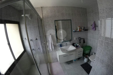 Cobertura à venda com 2 quartos, sendo 1 suíte,  em Vila Andrade, São Paulo, SP