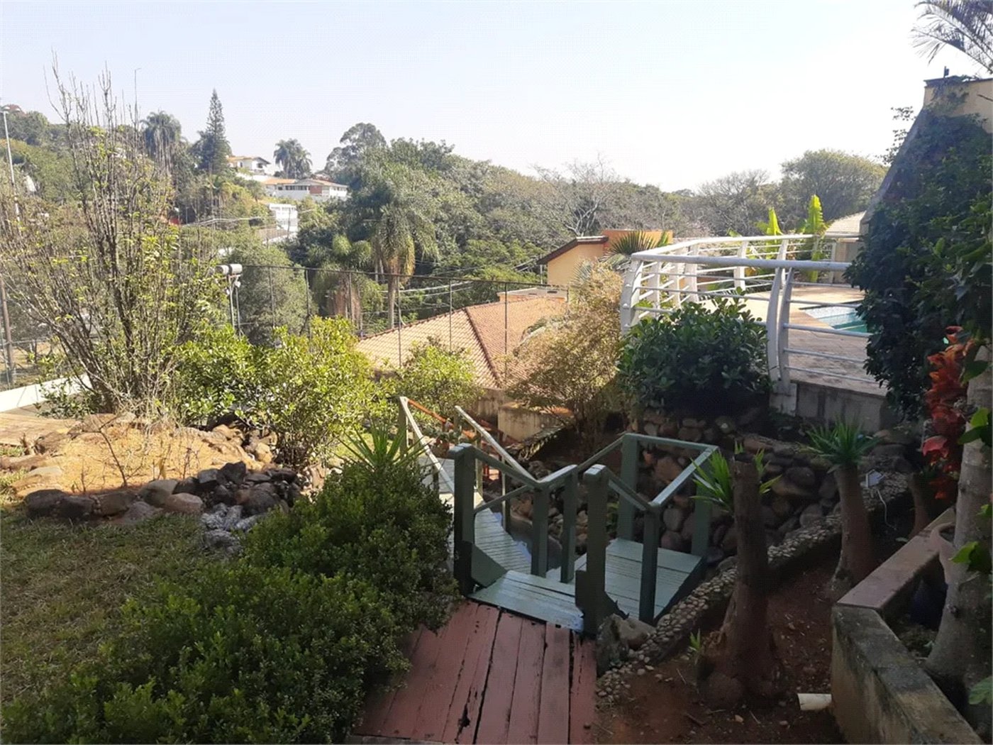 Casa à venda com 5 suítes em Jardim Leonor, São Paulo, SP