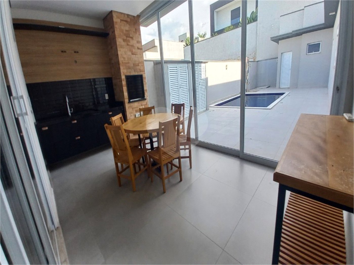 Casa à venda com 3 suítes no condomínio Piemonte, Indaiatuba - SP