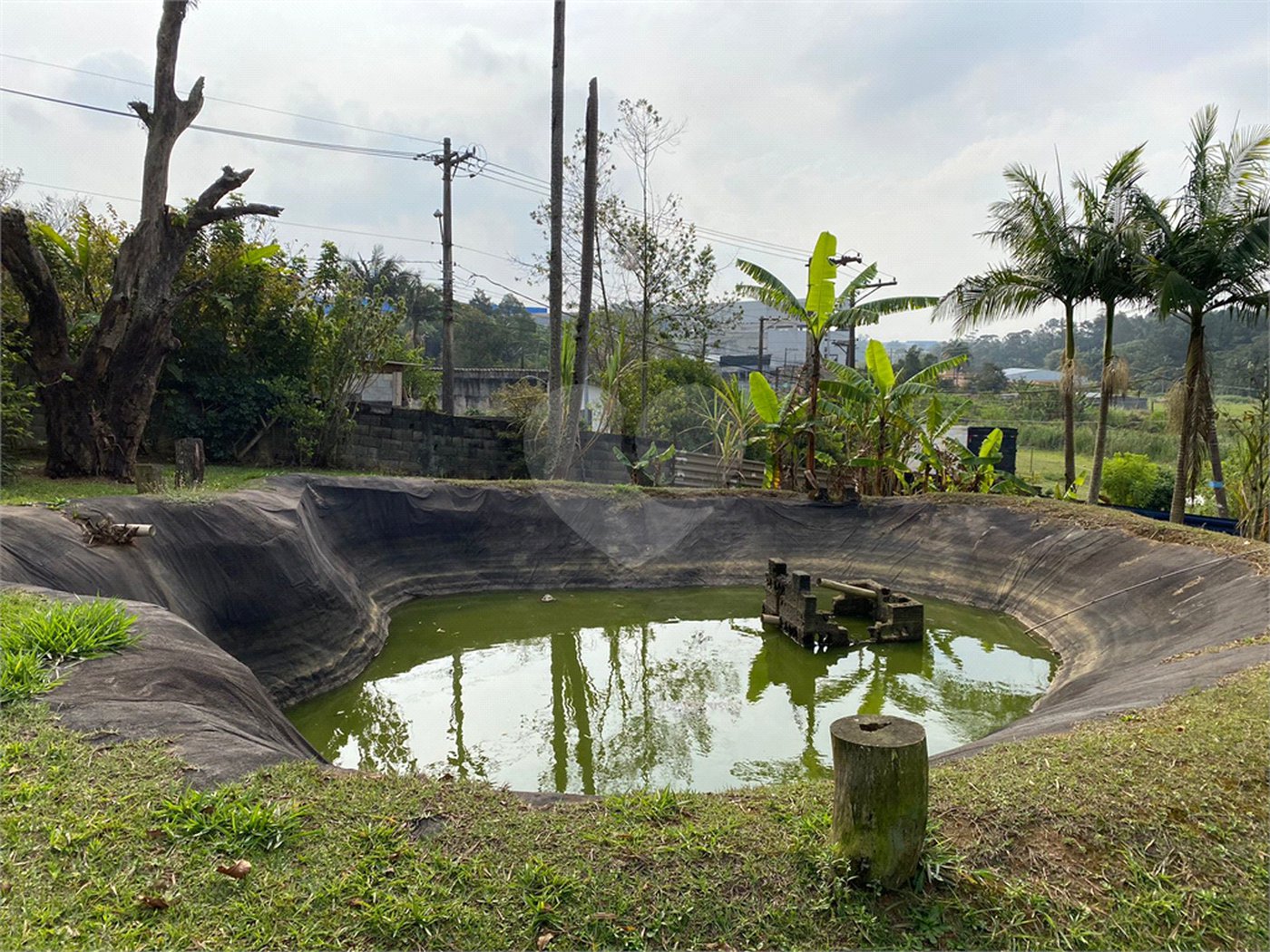 Chácara à venda com 3 quartos em Chácaras Ceres, Suzano, SP