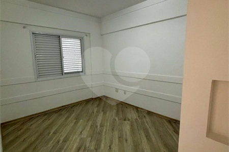 Apartamento à venda com 2 quartos, sendo 1 suíte,  em Santa Maria, São Caetano do Sul, SP