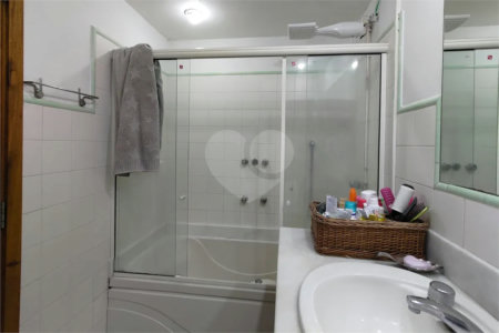 Apartamento à venda com 3 quartos, sendo 1 suíte, em Copacabana, Rio de Janeiro, RJ