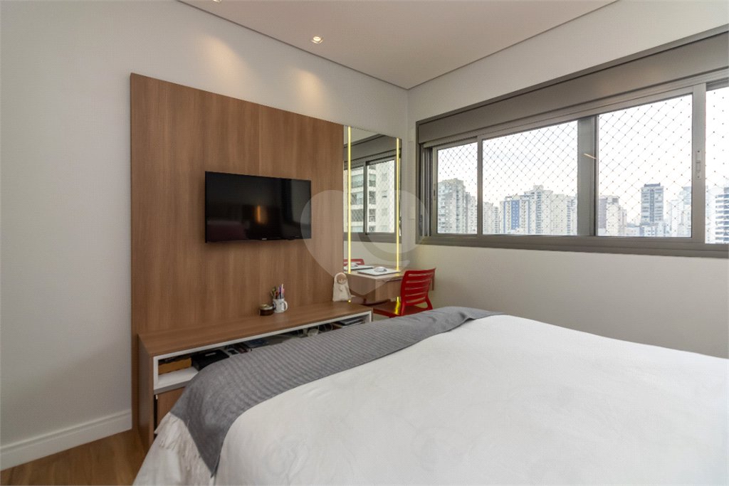 Apartamento à venda com 4 quartos, sendo 2 suítes, em Jardim Prudência, São Paulo, SP