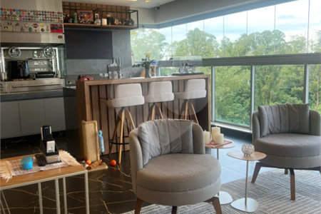 Apartamento à venda com 3 suítes em Jardim Marajoara, São Paulo, SP