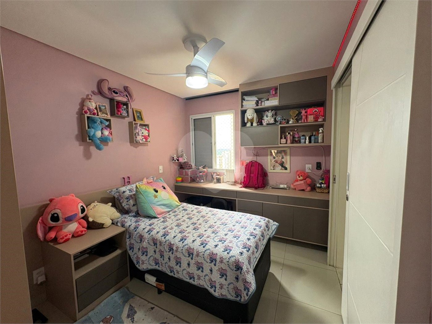 Apartamento à venda com 4 quartos, sendo 3 suítes, em Vila Augusta, Guarulhos, SP