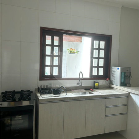 Casa à venda com 3 quartos, sendo 1 suíte,  no Centro, Mogi das Cruzes, SP