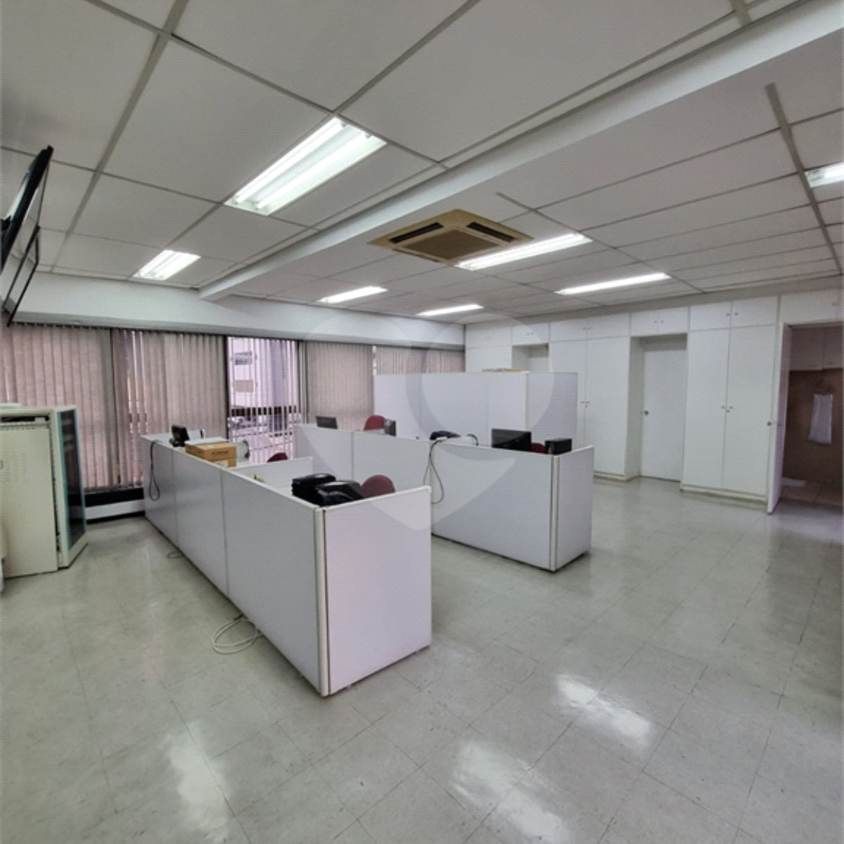 Sala à venda em Chácara Santo Antônio, São Paulo, SP