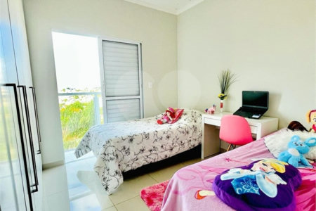Sobrado à venda com 3 quartos, sendo 2 suítes, em Jardim Jaraguá, Atibaia, SP