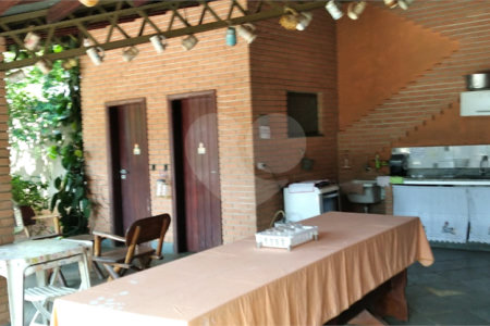 Chácara à venda com 2 quartos no Centro, Araçoiaba da Serra, SP