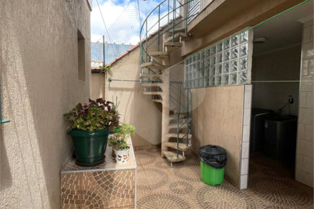 Sobrado à venda com 3 quartos, sendo 1 suíte, em Vila Gustavo, São Paulo, SP