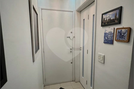Apartamento à venda com 3 quartos, sendo 1 suíte, em Jardim Caboré, São Paulo, SP