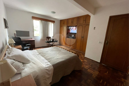 Apartamento à venda com 3 quartos, sendo 1 suíte, em Higienópolis, São Paulo, SP