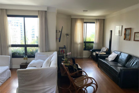 Apartamento à venda com 4 quartos, sendo 3 suítes,  em Vila Morumbi, São Paulo, SP