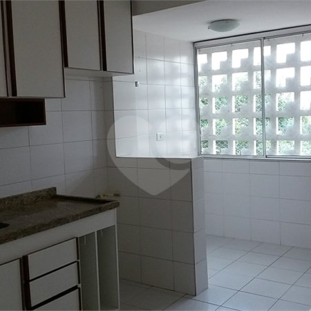 Apartamento à venda com 2 quartos em Santa Teresinha, São Paulo, SP