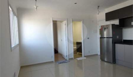 Apartamento à venda com 2 quartos em Santo Amaro, São Paulo, SP