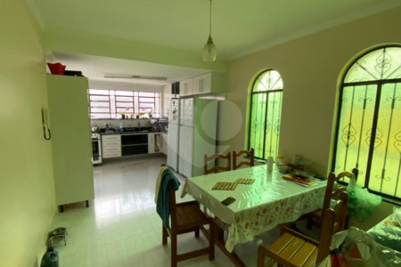 Sobrado à venda com 4 quartos, sendo 2 suítes, em Vila Aurora (zona Norte), São Paulo, SP