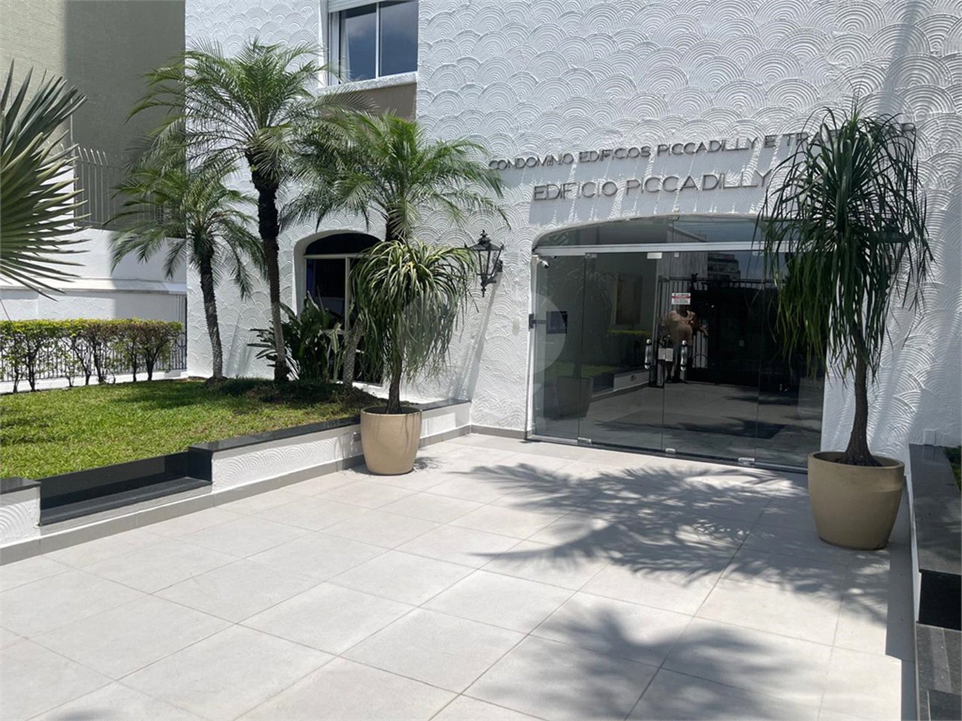Apartamento à venda com 3 quartos, sendo 2 suítes,  em Bela Vista, São Paulo, SP